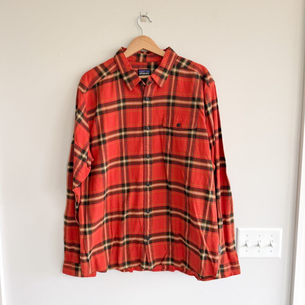 Patagonia Lawrence Fjord Flannel Plaid Pattern Button Up Shirt Red Amber XL NWT